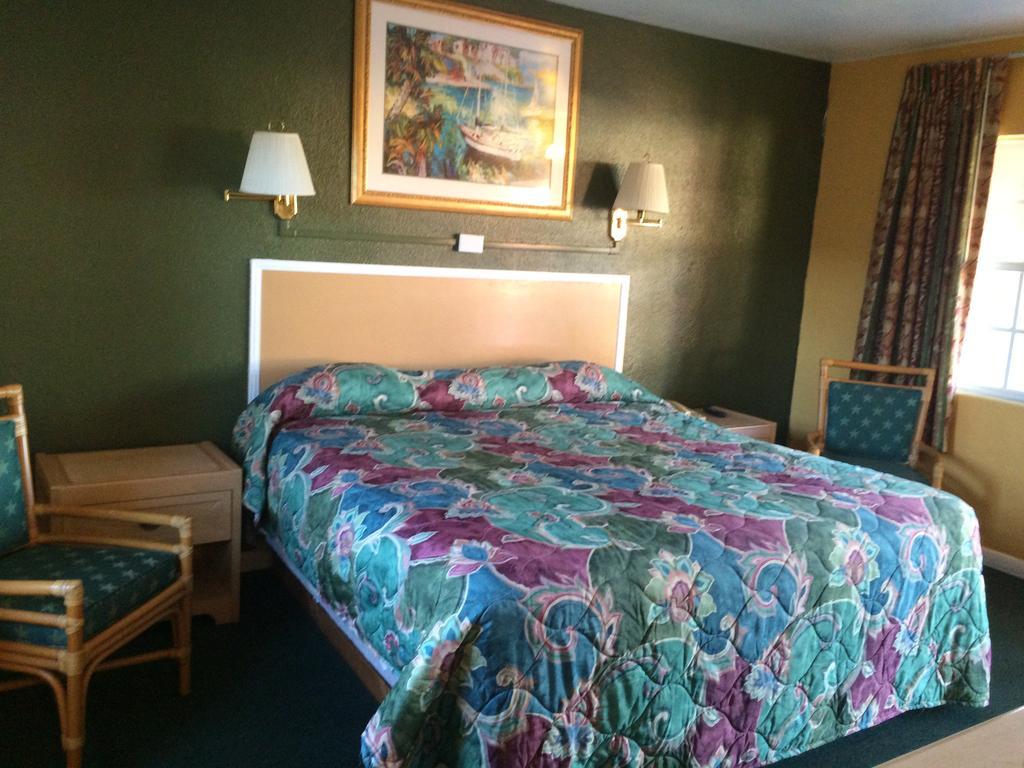 Shangri La Motel Ocala Buitenkant foto